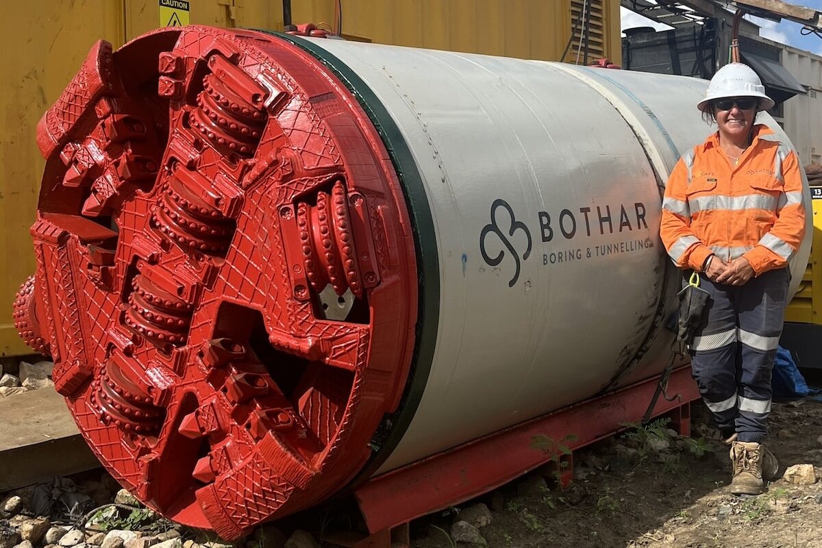 Confined Space Spotter Vanessa Rashleigh. Image: Bothar Boring