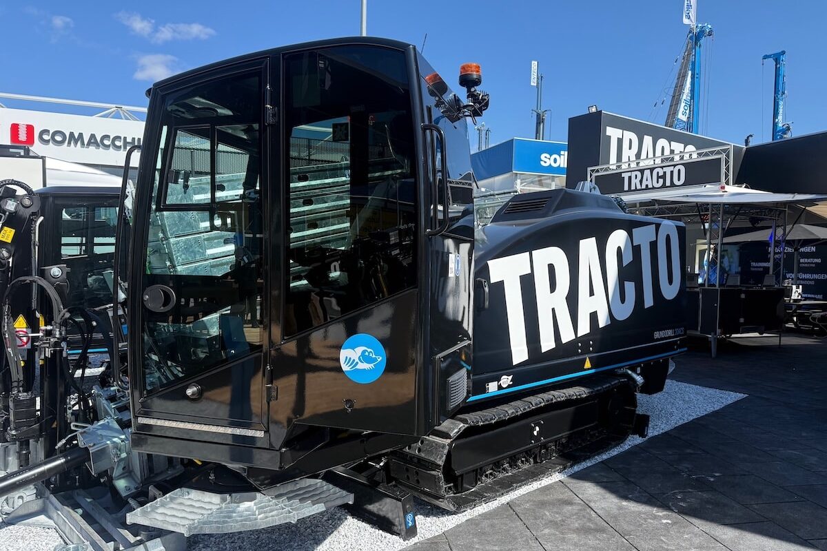 The new 20ACS combines the versatility of both rock and jet drilling modes. Image: TRACTO