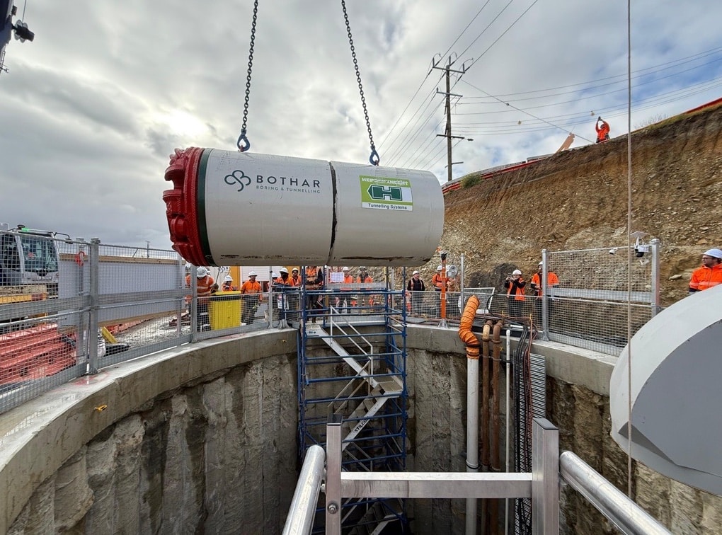 MTBM lowered into the drive pit.